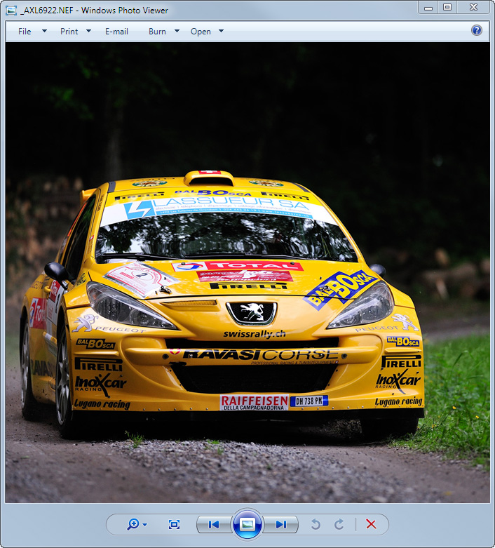 Screenshot: Windows 7 Photo Viewer displaying Nikon NEF file